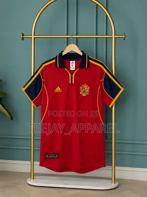 Spain Retro Home Jersey 2000/02 – Adidas Classic Football Shirt