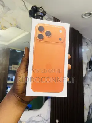 New Apple iPhone 17 Pro Max 256 GB Orange