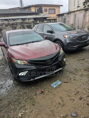 Front Bumper and LED Fog Lamp Camry 018 Sports Available as Seen