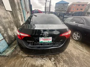 Toyota Corolla 2016 Black