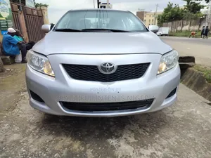 Toyota Corolla 2010 Silver