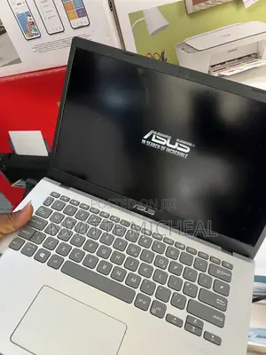 Laptop Asus M50SA 4GB AMD Ryzen 3 SSD 250GB