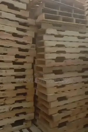 Palaza Wooden Pallets