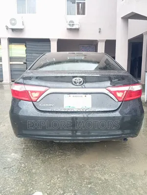 Toyota Camry 2016 Black