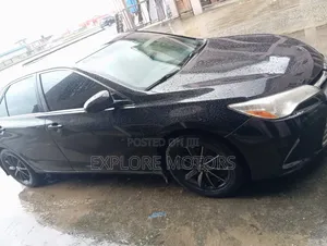 Toyota Camry 2016 Black