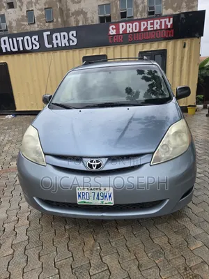 Toyota Sienna 2006 Blue