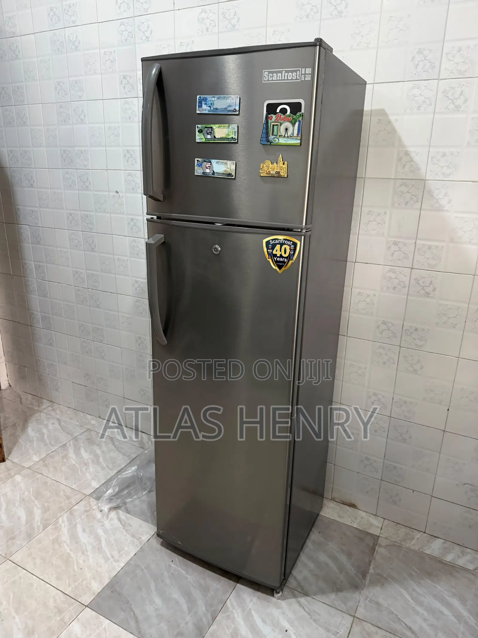 Refrigerator