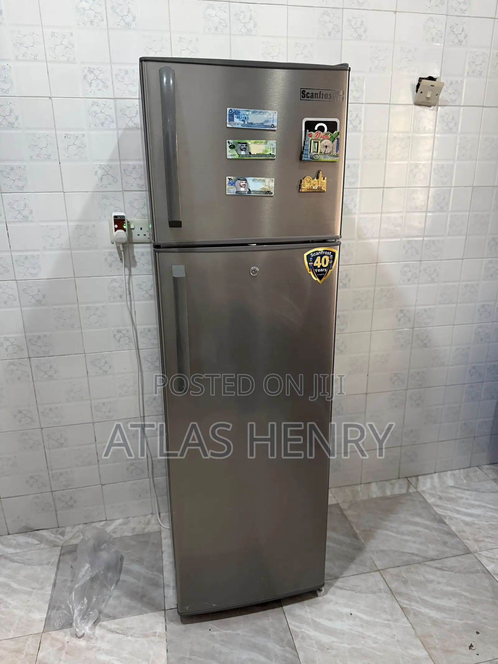 Refrigerator