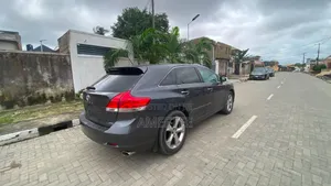 Toyota Venza 2010 Gray