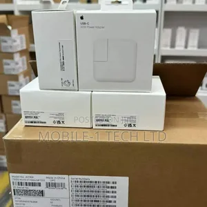 Apple 30 W USB-C Power Adapter(Macbook Air)