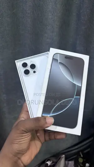 Apple iPhone 16 Pro Max 256 GB White