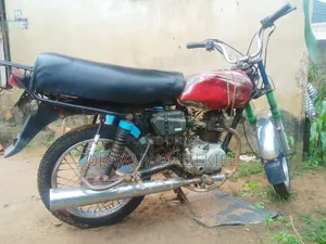 Bajaj Boxer 2024 Red