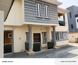 Furnished 6bdrm Duplex in Lekki Peninsula, Sangotedo for sale