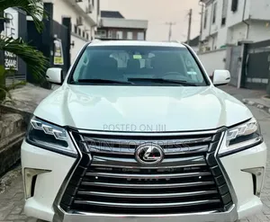 Lexus LX 2018 White