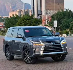 Lexus LX 2019 Black