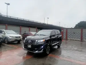 Toyota Land Cruiser Prado 4.0 Petrol TX-L 2012 Black