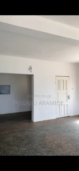 3bdrm Apartment in Bodija for rent