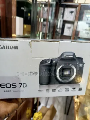 Canon EOS 7D Camera