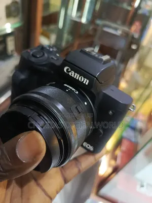 Canon EOS M50 Camera