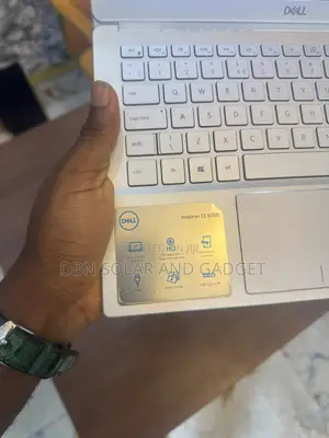 Laptop Dell Inspiron 13 5391 8GB Intel Core i7 SSD 256GB