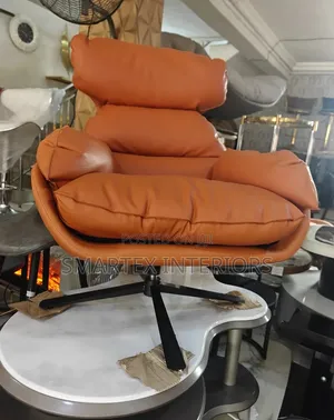 Imported Executive Leather Relaxing Accent Chair