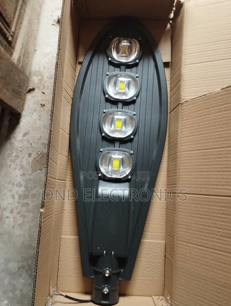 4-Module Lens Type All-in-One Solar Street Light