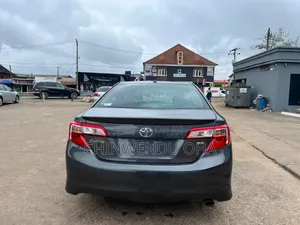 Toyota Camry 2014 Gray
