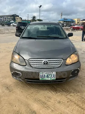 Toyota Corolla 2005 Gray
