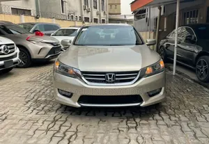 Honda Accord EX-L 4dr Sedan w/Navigation (2.4L 4cyl CVT) 2014 Gold