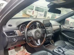 Mercedes-Benz GLE-Class 2016 Blue