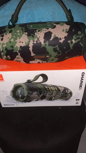 JBL Charge 6