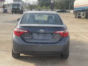 Toyota Corolla S 4dr Sedan (1.8L 4cyl CVT) 2014 Gray