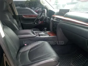 Lexus LX 2017 Black