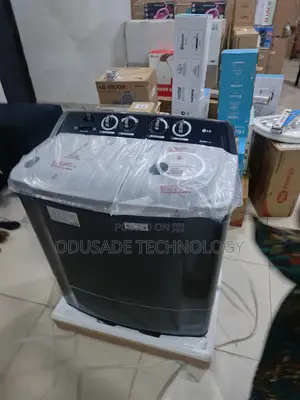Family Size LG Twin Tub Washing Machine