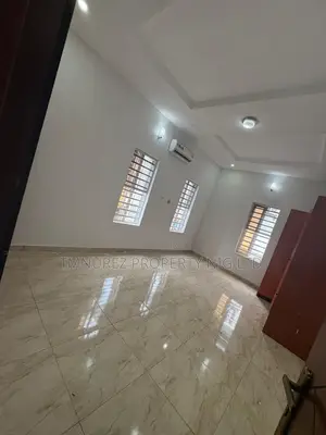 1bdrm Shared Apartment in Chevron for rent