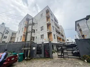 4bdrm Penthouse in Ikoyi for rent