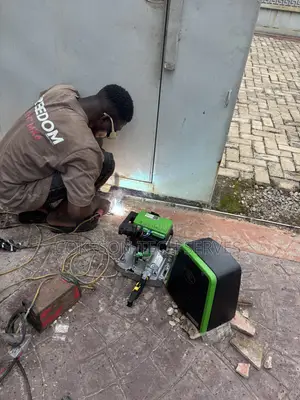 High-Traffic Automatic Remote Control Sliding Gate System Installation