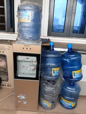 NEXUS Water Dispenser + 5 Refill Cway Bottles