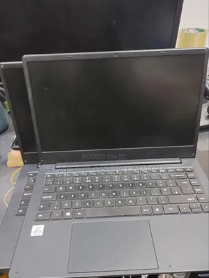 Laptop Dynabook Satellite Pro A40-J 8GB Intel Core i5 SSD 256GB
