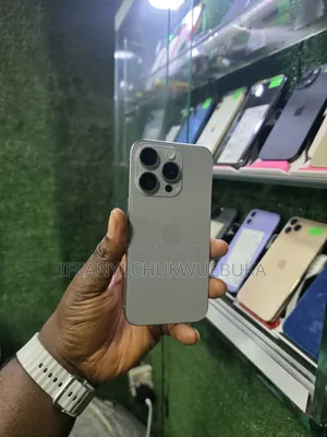 Apple iPhone 15 Pro 256 GB
