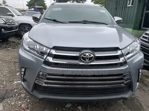 Toyota Highlander 2016 Silver