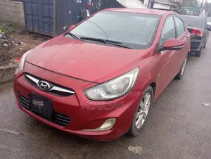Hyundai Accent 2012 Red