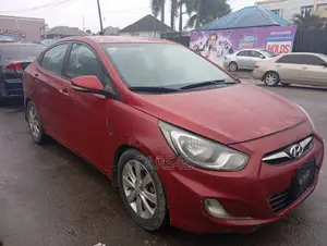 Hyundai Accent 2012 Red
