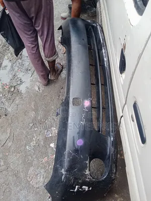 Empty Front Bumper Lexus Ex 2005