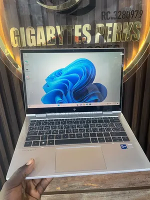 Laptop HP EliteBook 830 G8 32GB Intel Core i7 SSD 512GB
