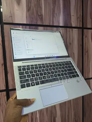 New Laptop HP EliteBook 840 G7 8GB Intel Core i5 SSD 256GB