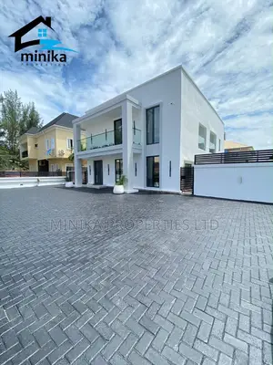 Furnished 4bdrm Duplex in Ikota for sale