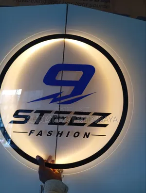Round Acrylic Indoor Signage