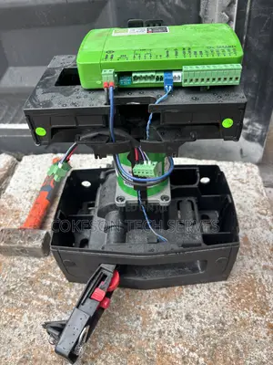 Dustproof Waterproof Remote Control Sliding Gate Engine Installation