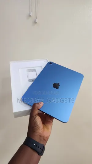 Apple iPad (2025) 128 GB Blue